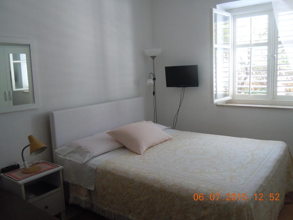 Central Apartment Ντουμπρόβνικ Δωμάτιο φωτογραφία